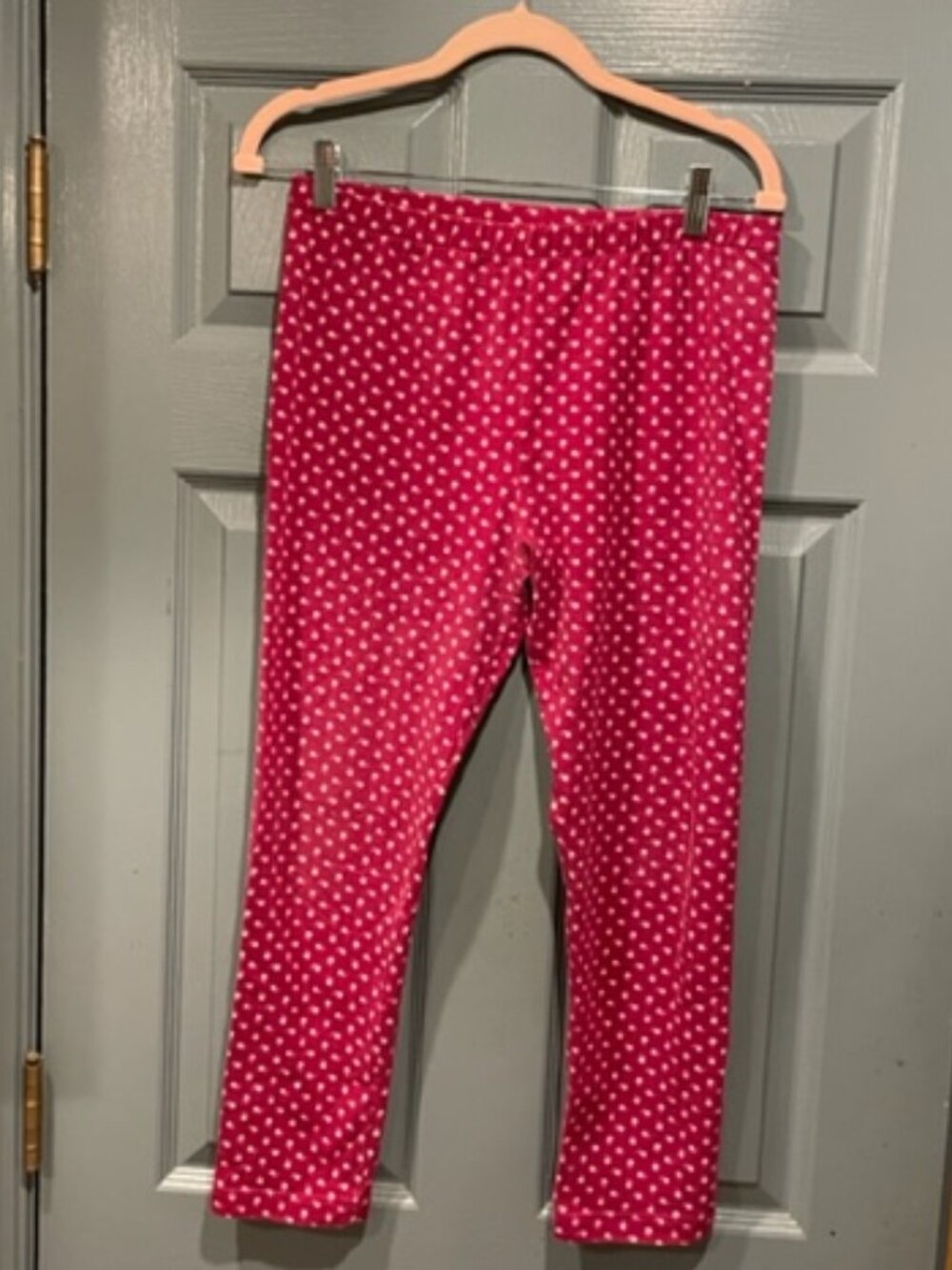Hb 80s leggings, maroon w/small white floral design, M